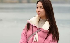 大胸女晃奶动态图